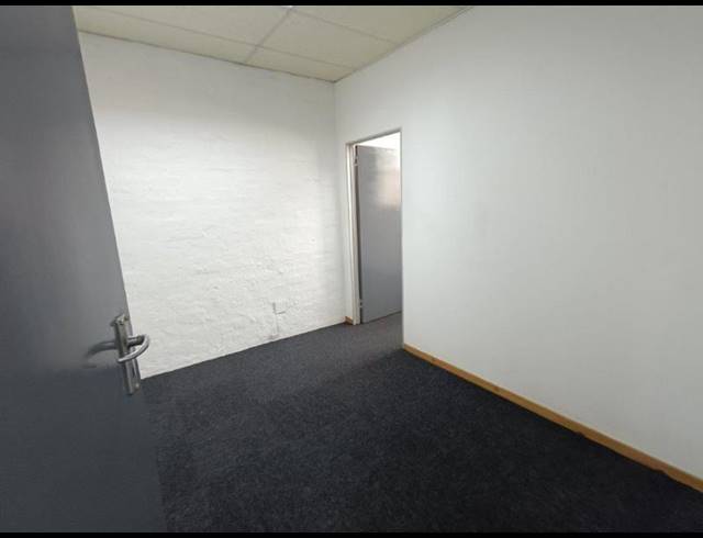 INDUSTRIAL PROPERTY TO RENT IN ROBERTVILLE